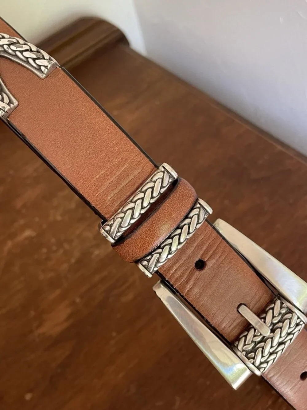 Vintage Southwest Style Silver Chunky Buckle Brown Leather Belt Size 28-32
